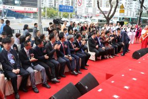 麦芽口腔开业庆典合影